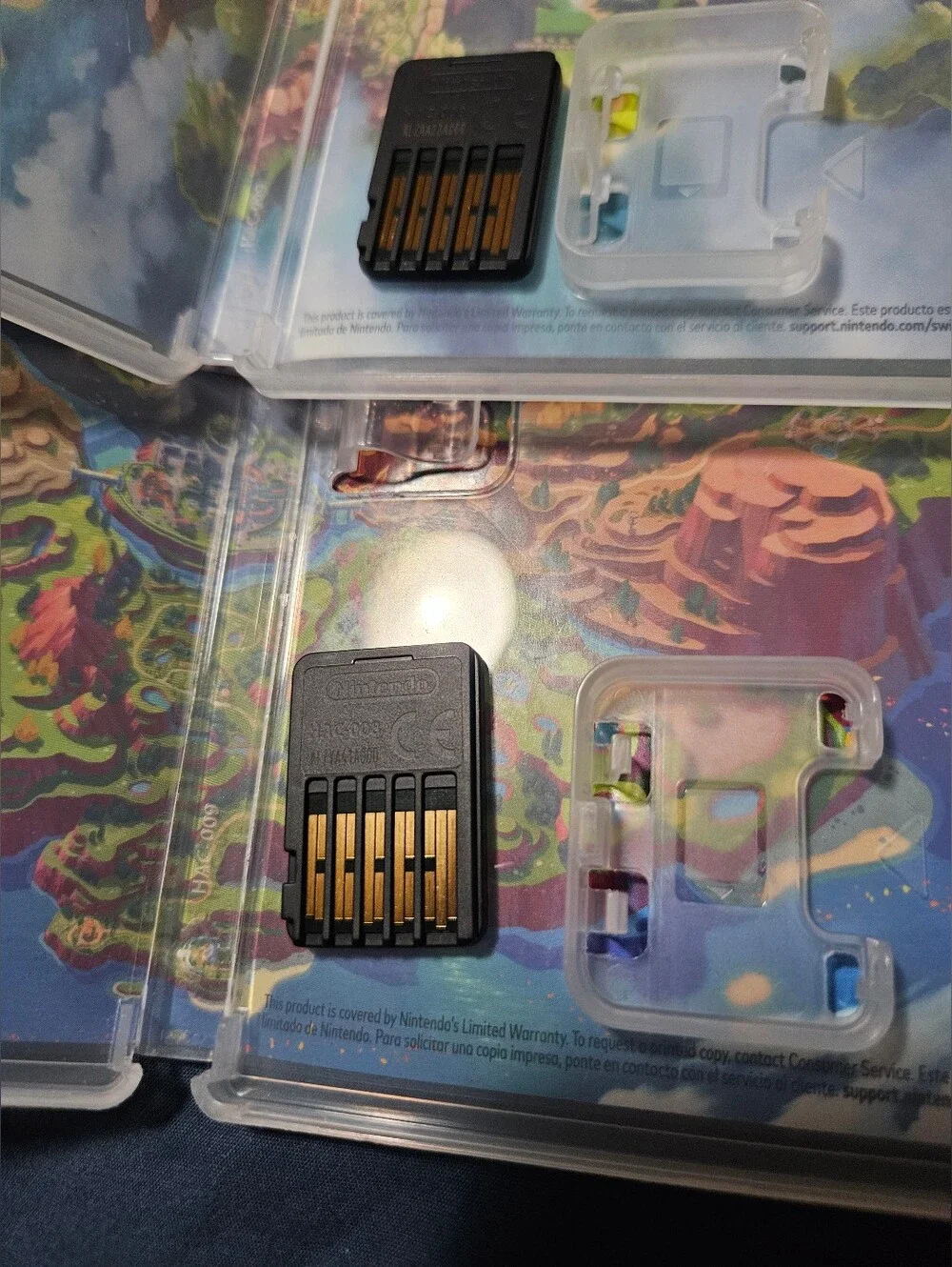 Pokemon Violet and Pokemon Sword Swirch Games - Picture 5 of 7
